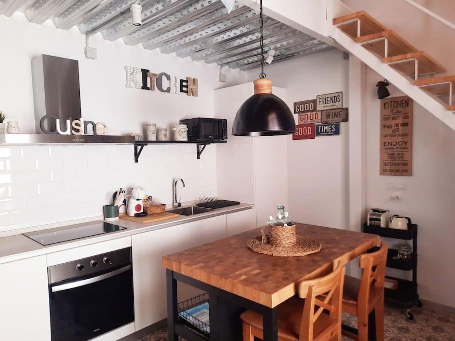 Appartamento Loft céntrico con patio Bodega San Javier Jerez de la Frontera Esterno foto